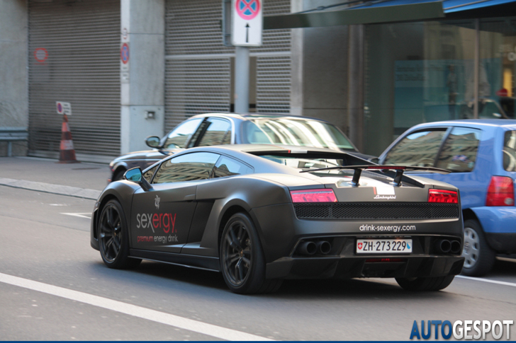 Gespot: matte kleuren deel 101