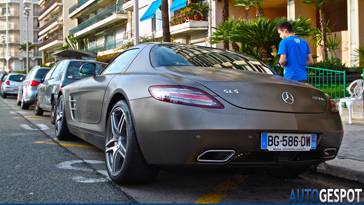 Gespot: matte kleuren deel 101