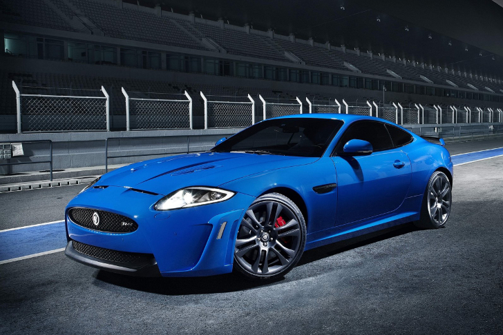 Jaguar overweegt XKR-S voor het circuit