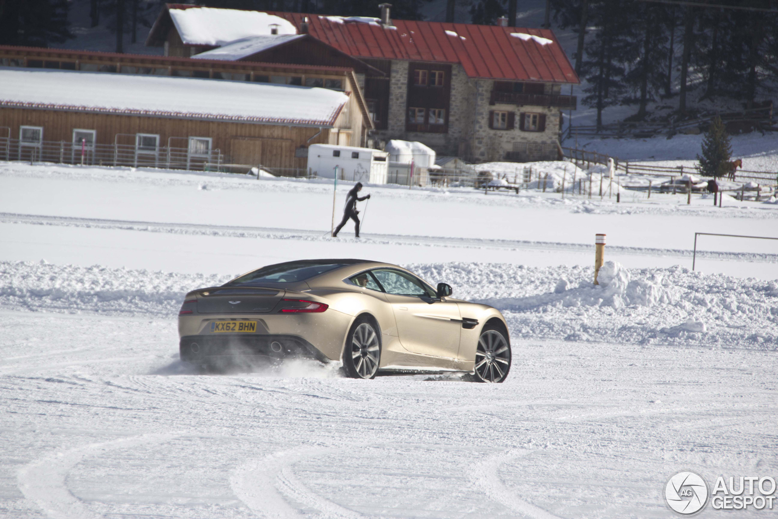 Special: Aston Martin On Ice 2013