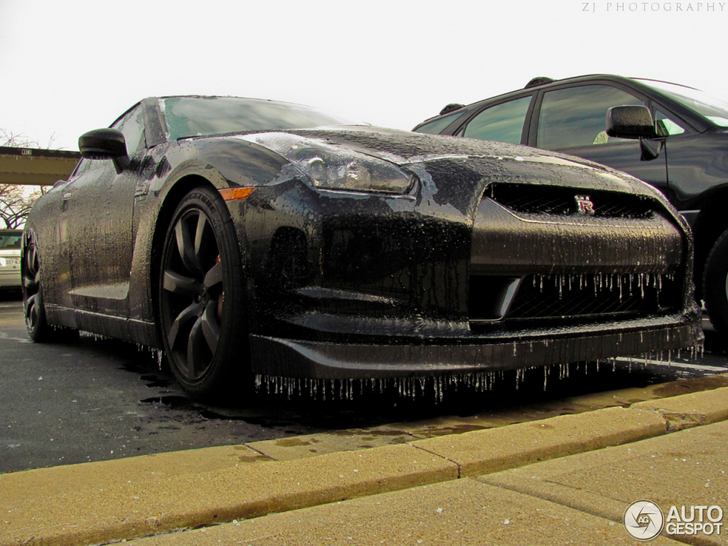 Nissan GT-R "Deep Frozen Edition" gespot