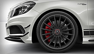 Mercedes-Benz A 45 AMG Edition 1 is very sporty