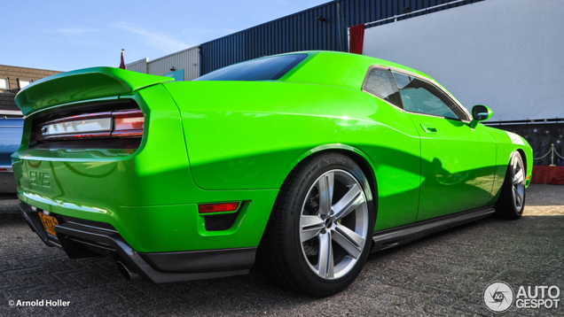 Spot van de dag: Dodge Challenger SMS 570