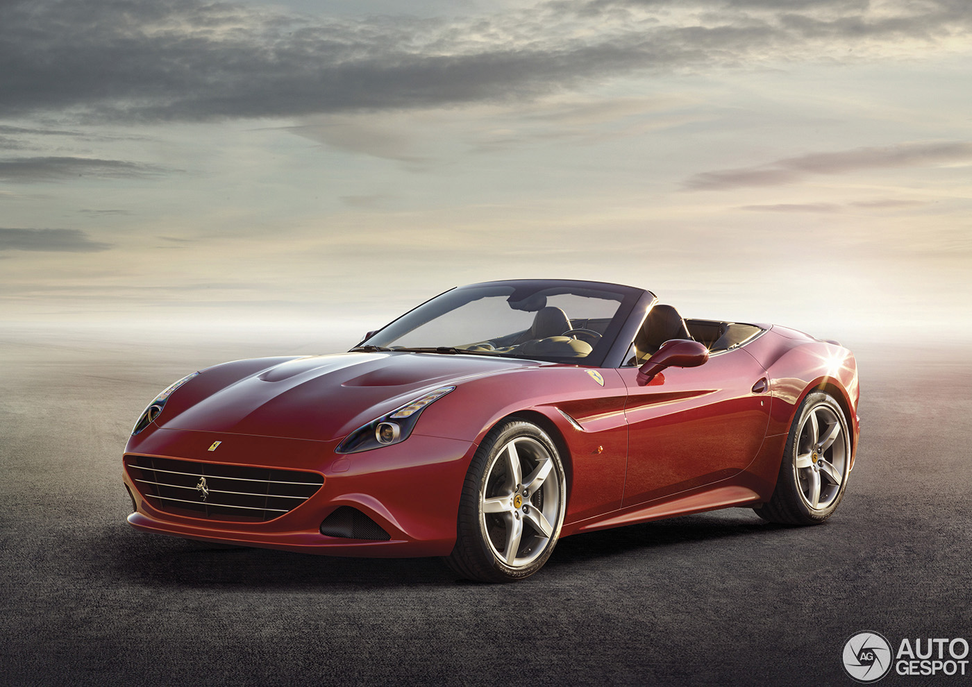 Ferrari California T doet ons verlangen naar de zomer