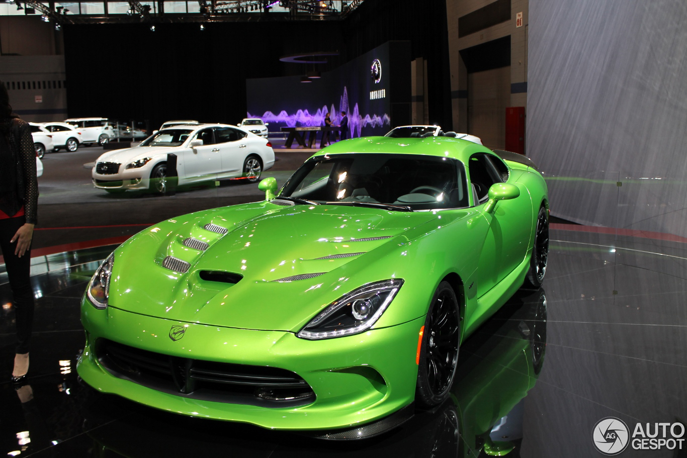 Chicago Auto Show 2014: SRT Viper 