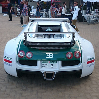 Dubai Police Force heeft nu echt de begeerde Bugatti Veyron 16.4