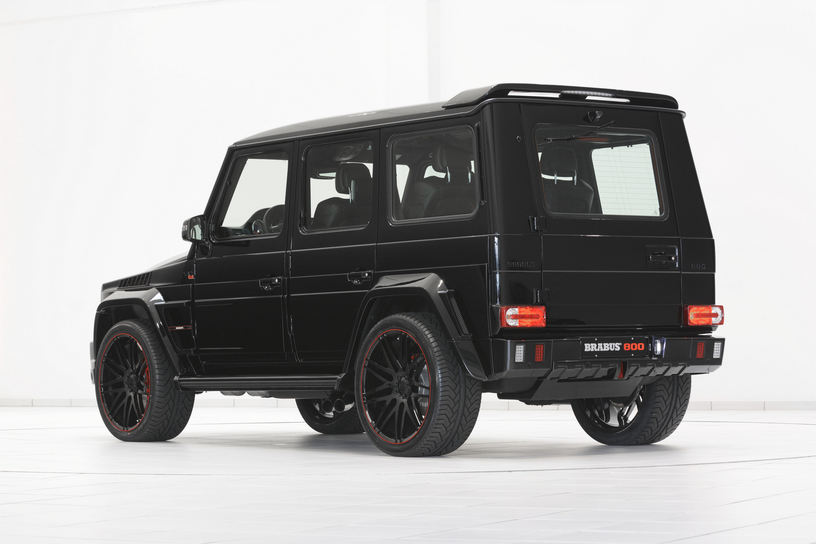 Mercedes-Benz G-klasse nu ook één en al Apple door Brabus