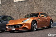 La Ferrari FF ci sorprende con un bellissimo colore!