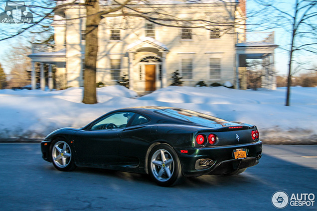 Zeldzame Ferrari 360 Modena gespot in Ridgefield