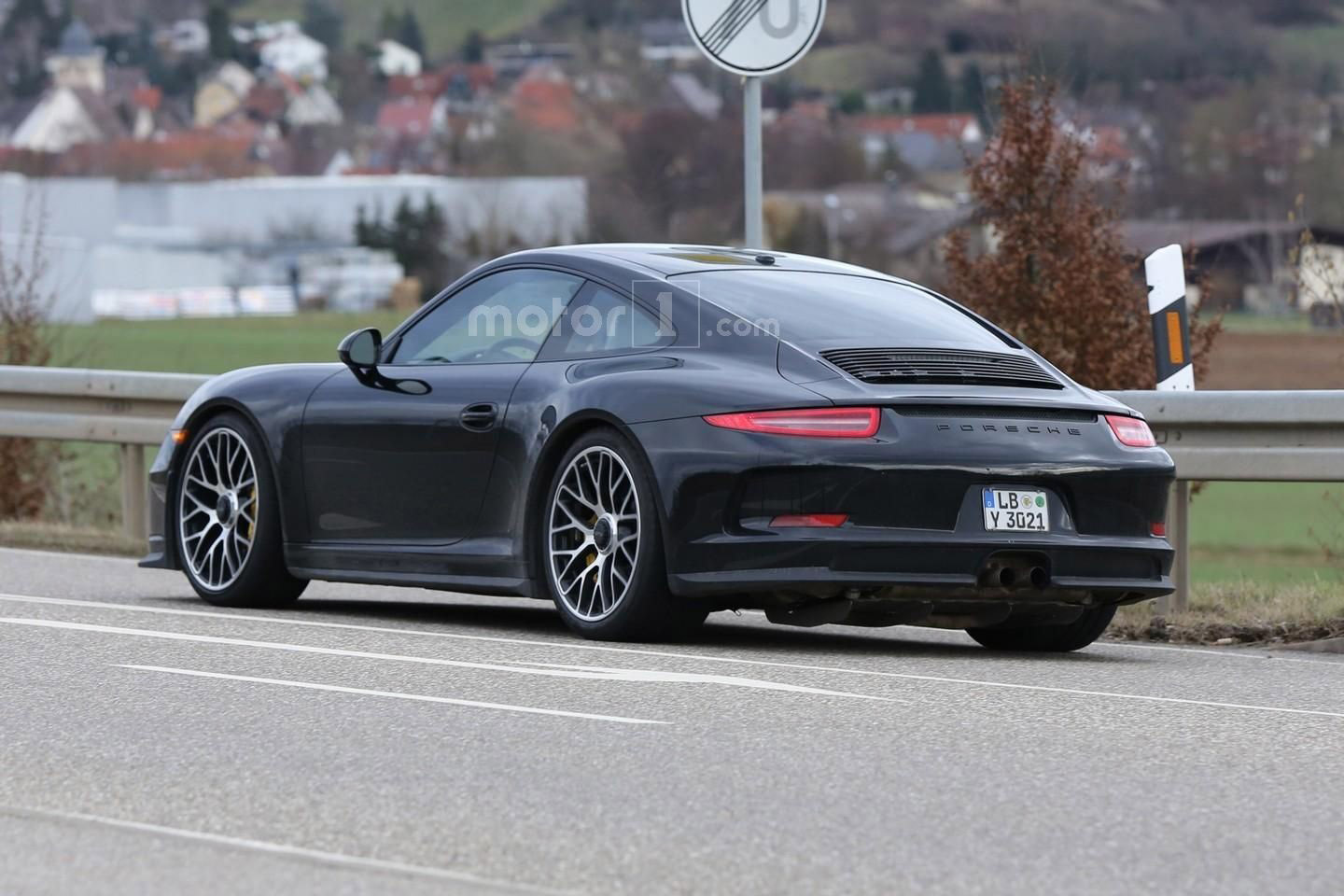 Porsche 911 R, kom je naar Genève?