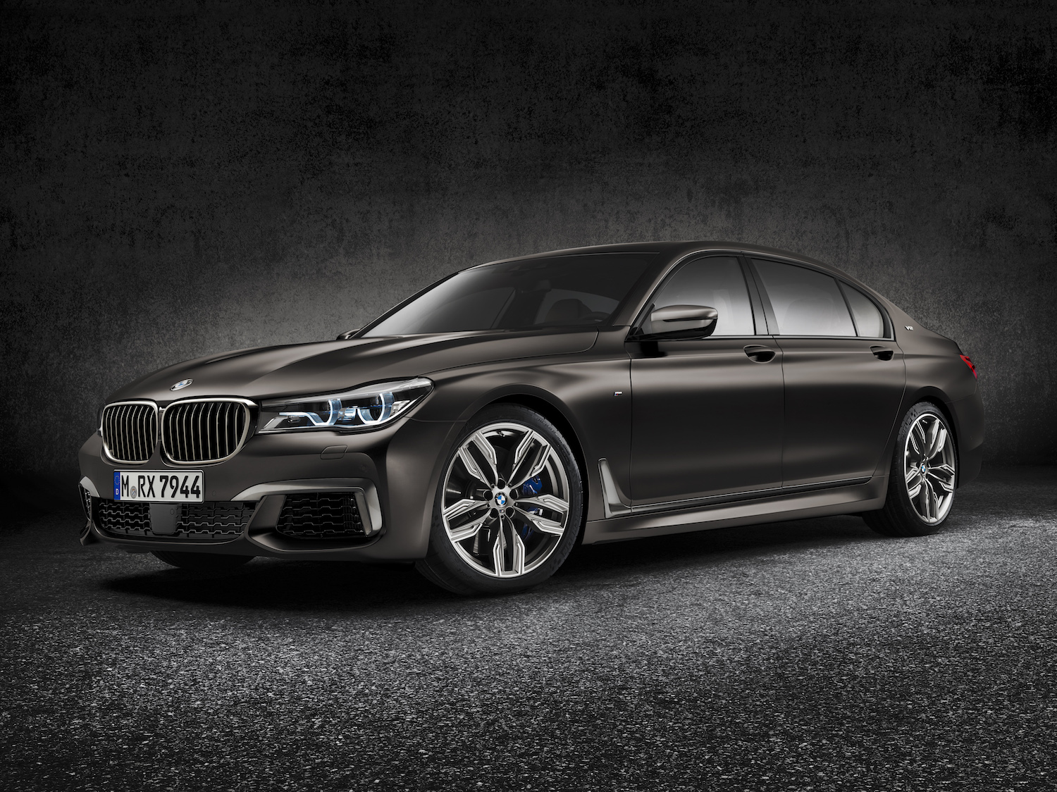 BMW M760Li xDrive: BMW’s antwoord op de Alpina B7