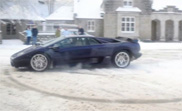 Filmpje: sneeuwpret in een Lamborghini, wie wil dat niet?