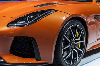 Genève 2016: Jaguar F-TYPE SVR