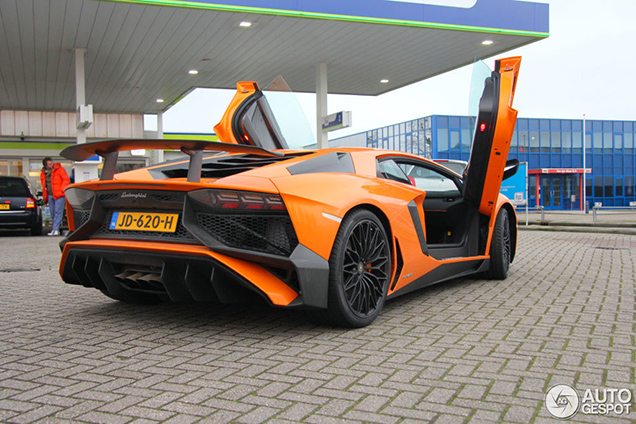 Spot van de dag: Lamborghini Aventador LP750-4 SuperVeloce