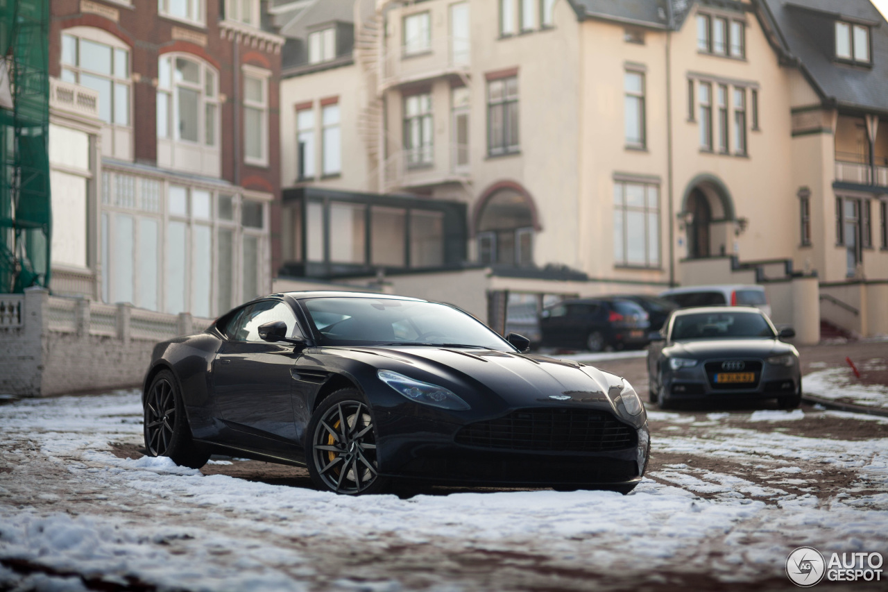 Spot van de Dag: Aston Martin DB11 in de sneeuw