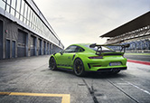 Nieuwe Porsche GT3 RS knalt je beeldscherm op