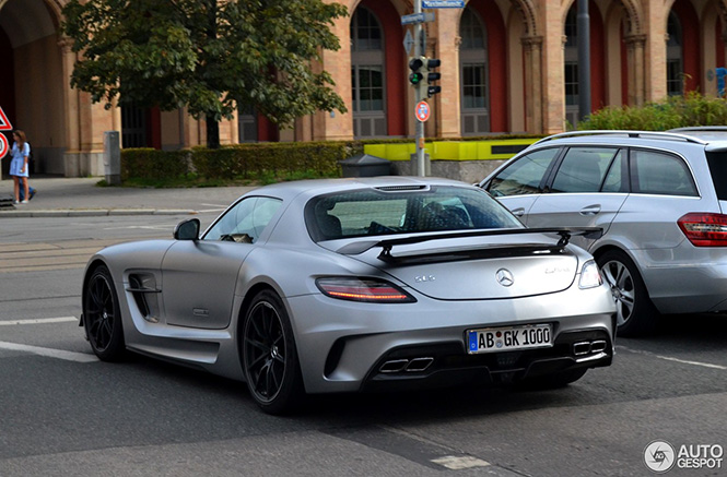 Waarom blijft de Mercedes-Benz SLS AMG Black Series zo lekker?