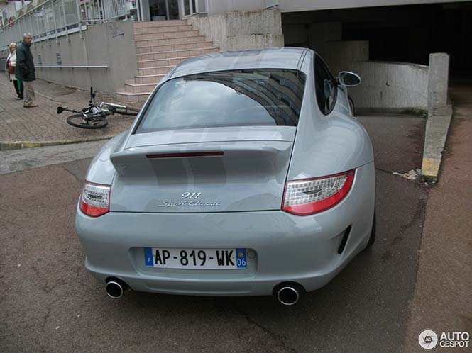 Porsche 911 Sport Classic laat zich weer eens zien