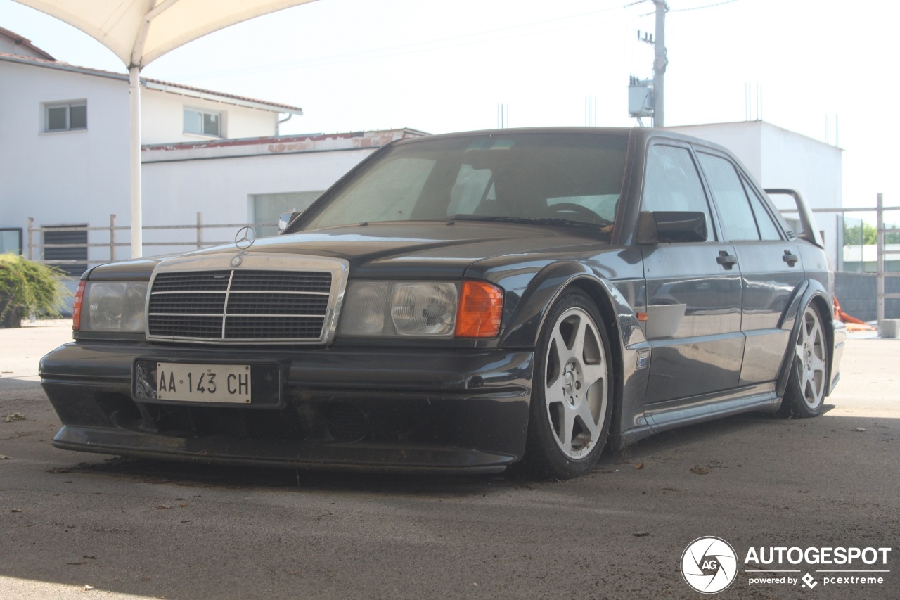 Mercedes-Benz 190E EVO II kan wel wat extra liefde gebruiken