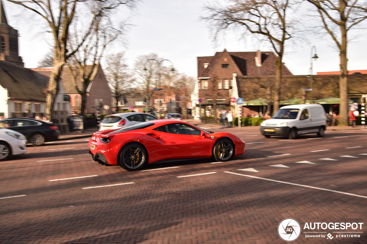 Uniek: Deze Ferrari was nog nooit gespot