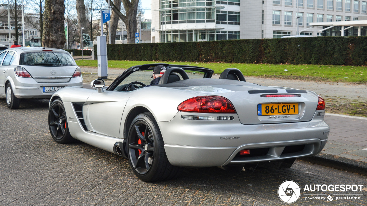 Eindelijk gespot: Nederlandse Dodge Viper SRT-10 Roadster