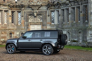 Nieuwe Land Rover Defender heeft eindelijk V8 aan boord