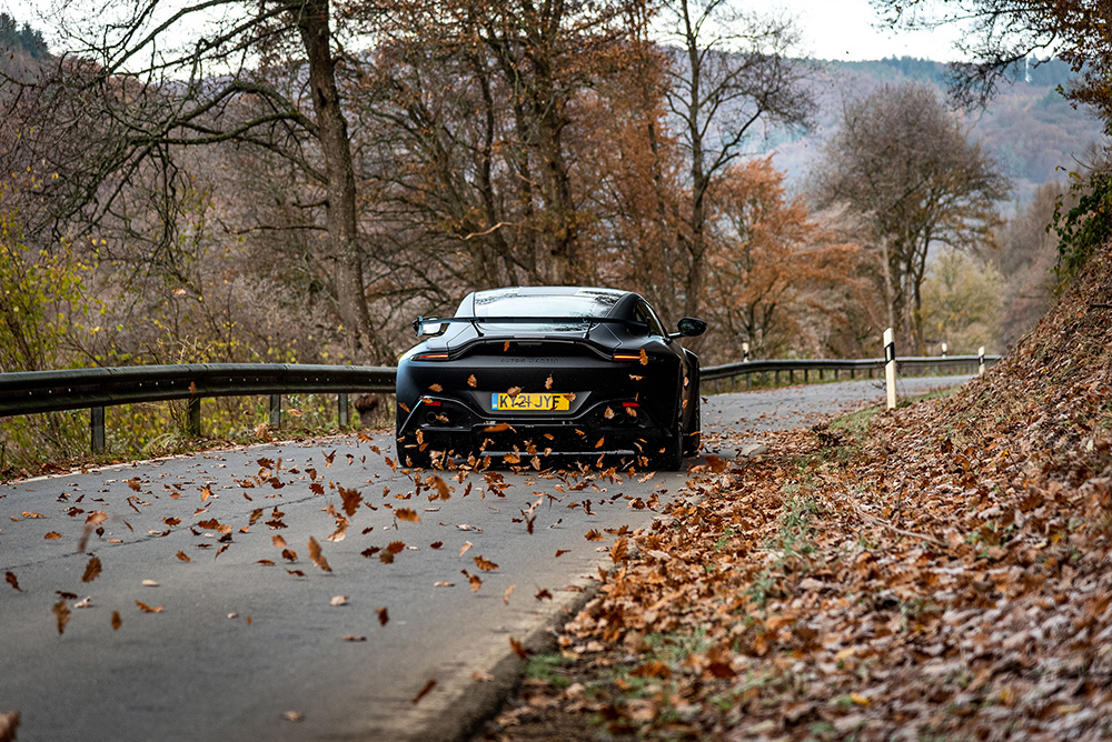 Gereden: Aston Martin V8 Vantage Formula 1 Edition