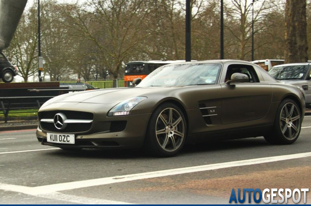 Spot van de dag: Mercedes-Benz SLS AMG 