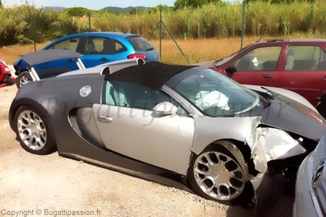 Eerst geproduceerde Bugatti Veyron 16.4 Grand Sport loopt schade op