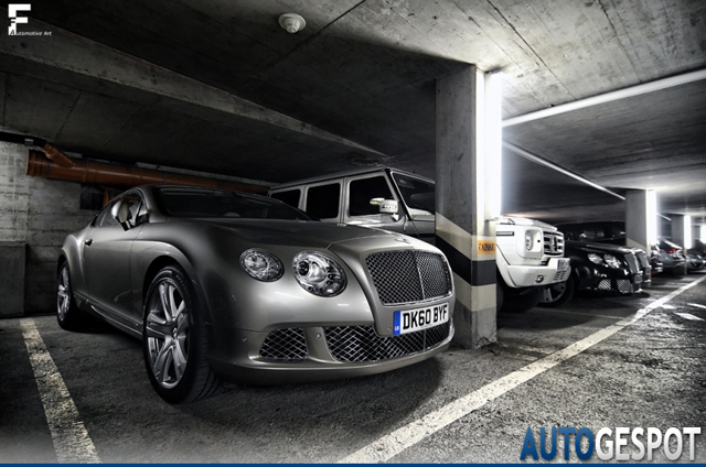 Gespot: Bentley Continental GT 2011 in magisch trio