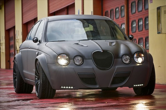 Panzani Design toont bizarre Jaguar S-Type Vintage GT