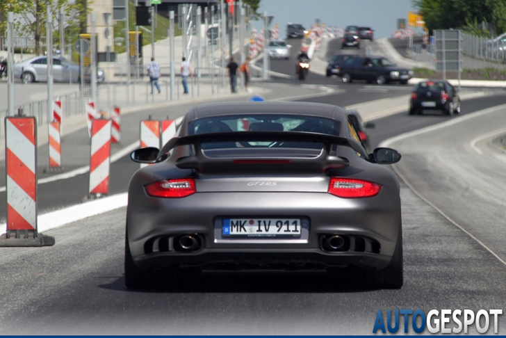 Alle kleuren van de regenboog: Porsche 997 GT2 RS 