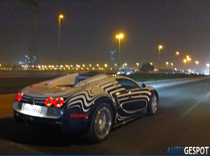 Primeur gespot: Bugatti Veyron 16.4 Grand Sport L'Or Blanc