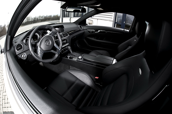 Stoerder dan normaal: Mercedes-Benz C 63 AMG Coupé door Wheelsandmore 