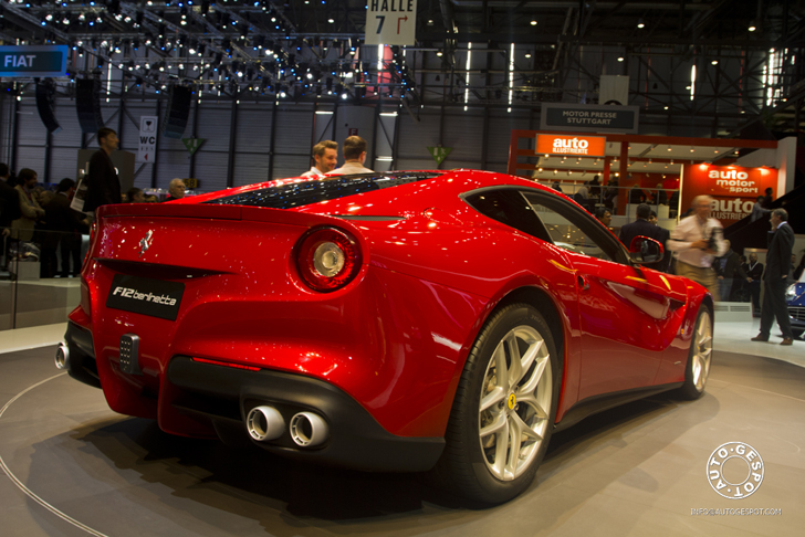 Genève 2012: Ferrari F12berlinetta