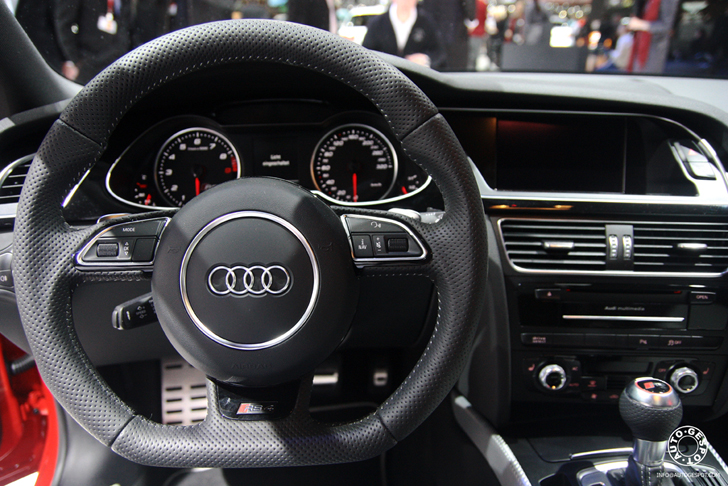 Genève 2012: Audi RS4 Avant 2012