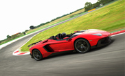 Bizar: de Lamborghini Aventador J is een bruut! 