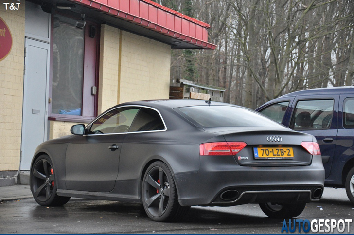 Gespot: matte kleuren deel 102