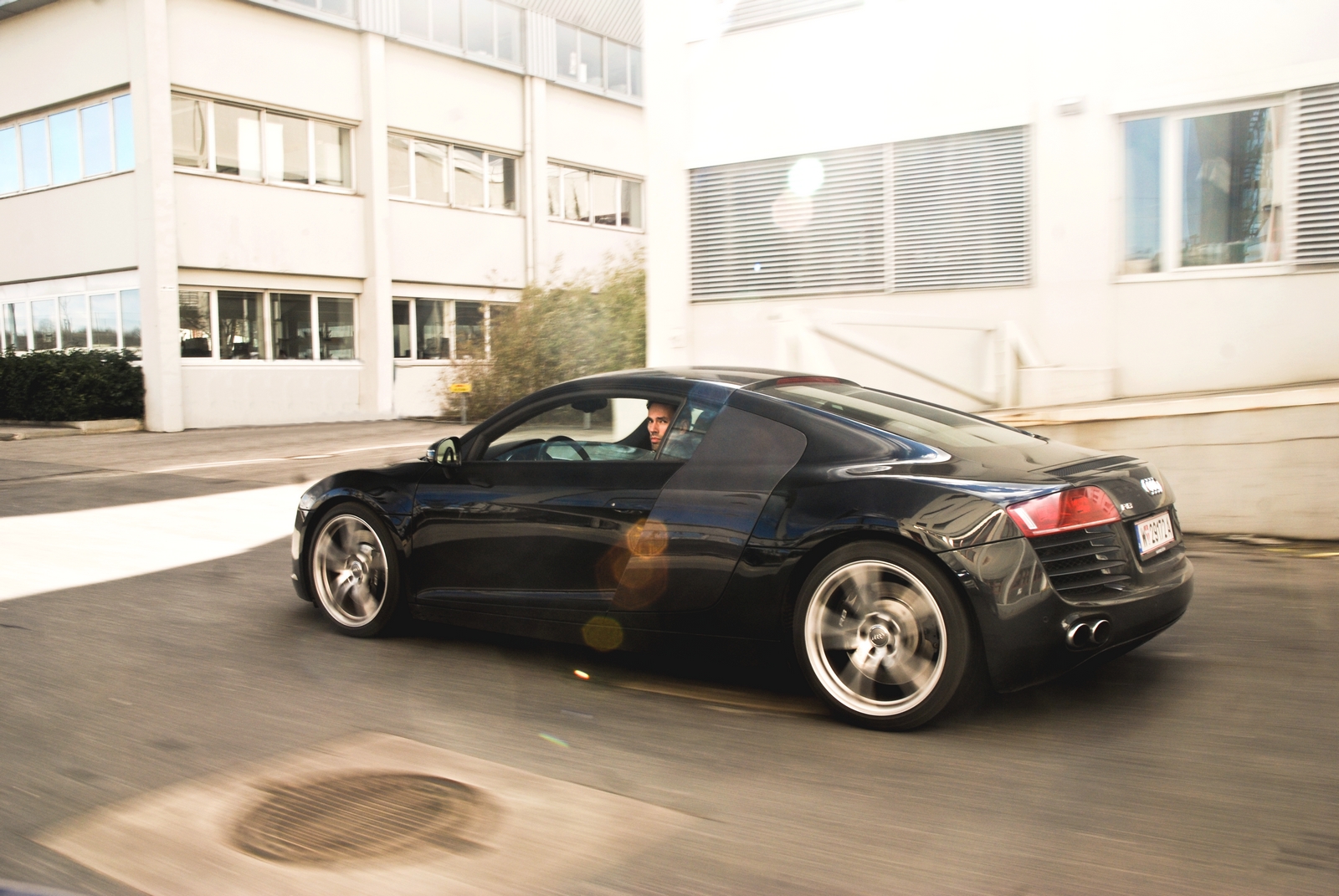 Fotoshoot: Audi R8 op industriële locatie 