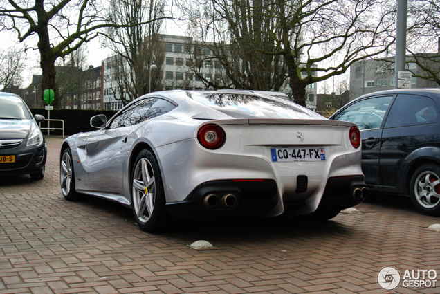 Spot van de dag: Ferrari F12berlinetta
