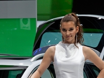 Genève 2013: Beursbabes!