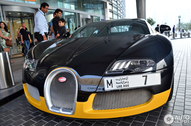 Sublieme kleurencombinatie op een Bugatti Veyron 16.4 Grand Sport