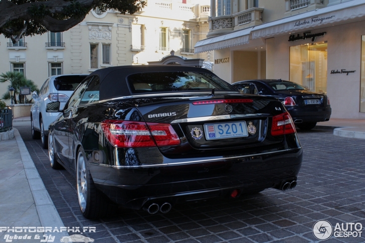 Bloody fast Mercedes-Benz Brabus E 61 Convertible spotted in Monaco