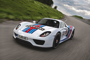 Porsche teases us: the 918 Spyder will be more powerful and faster!