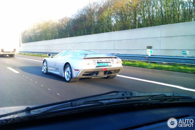 Spot van de dag: Bugatti EB110 SS