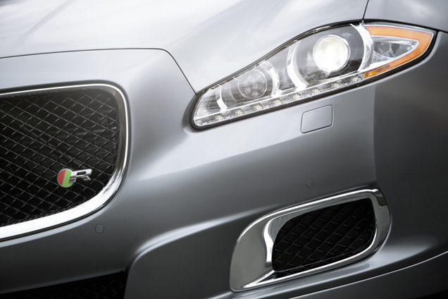 Helemaal officieel: Jaguar XJR