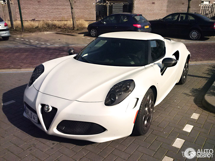 Spot van de dag: Alfa Romeo 4C