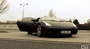 Filmpje: Raul showt zijn Lamborghini in Praag