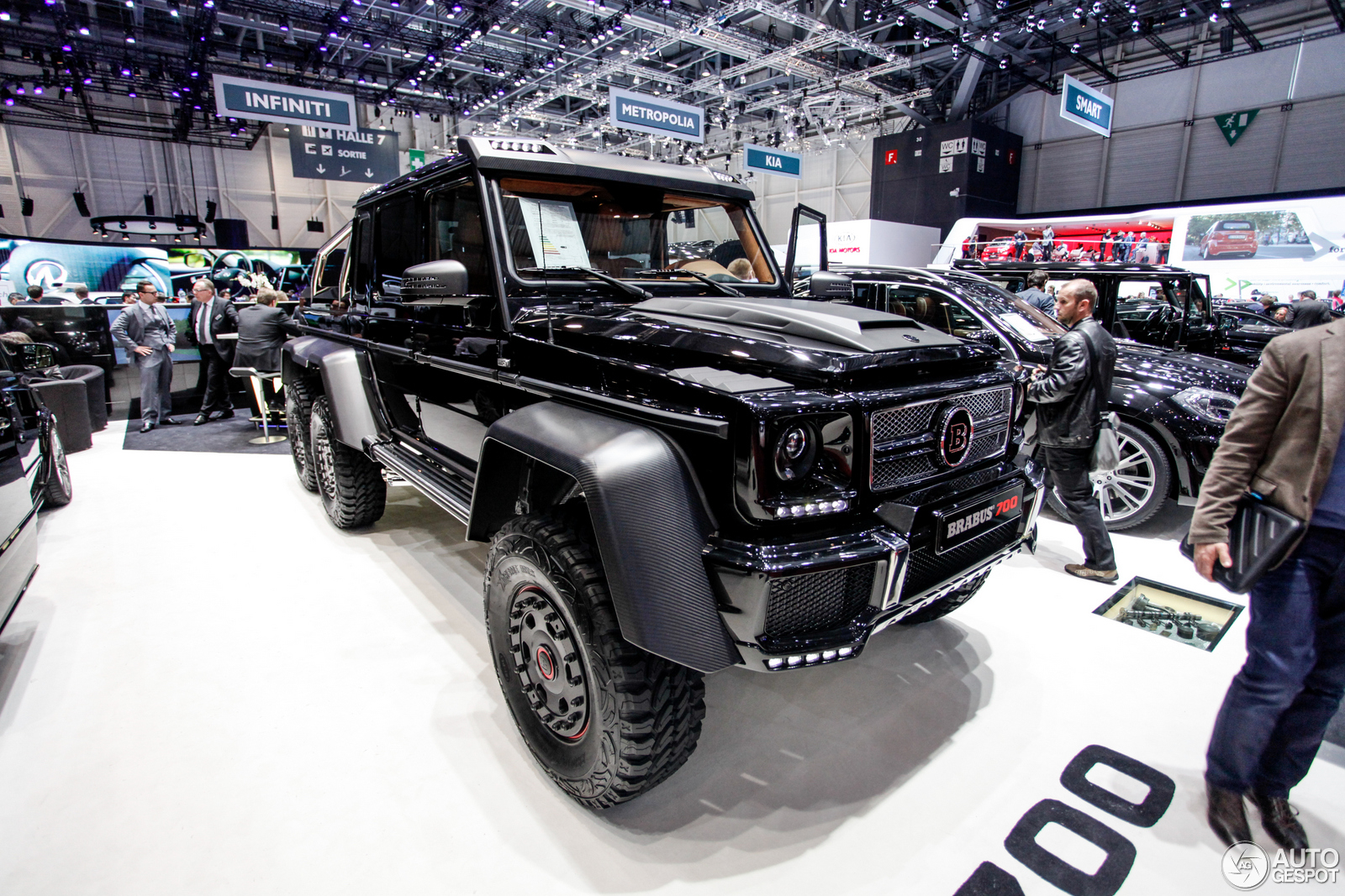 Genève 2014: Brabus 700 G 63 AMG 6x6