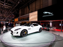 Geneva 2014: Jaguar F-TYPE R Coupé 